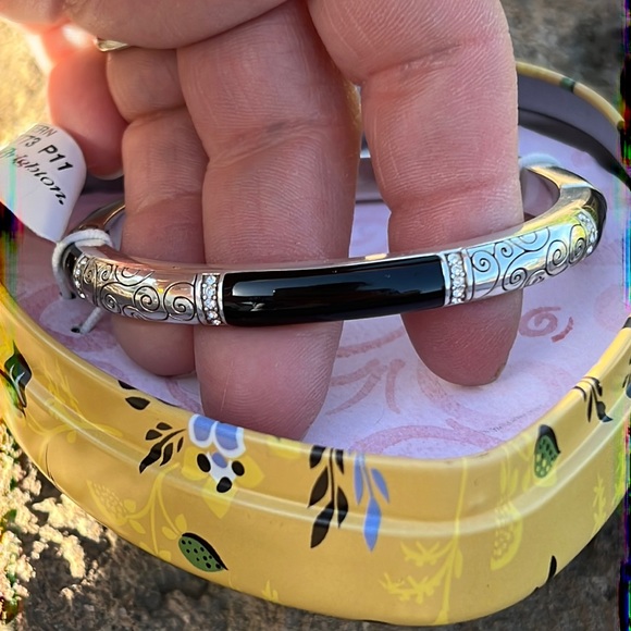 Brighton Jewelry - Brighton Wiltern Hinged Bangle